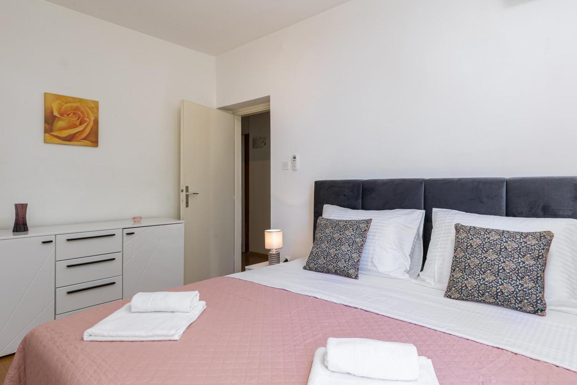 Bliss Apartment Near Bellevue Beach Дубровник Екстериор снимка