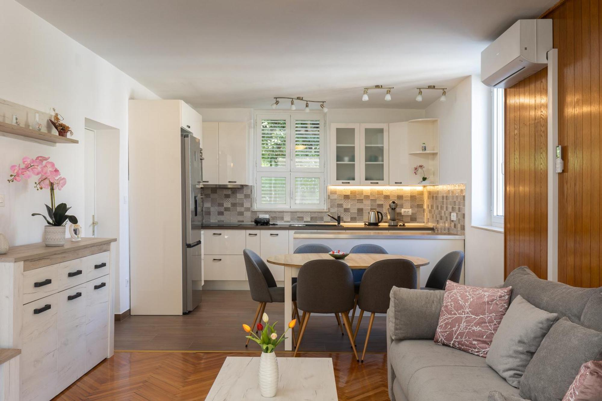 Bliss Apartment Near Bellevue Beach Дубровник Екстериор снимка
